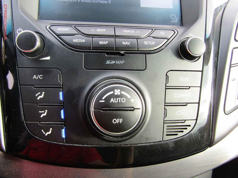 Hyundai i40 (2019) 1.6CRDi, 1.maj,ČR, servis - fotka 18 z 22