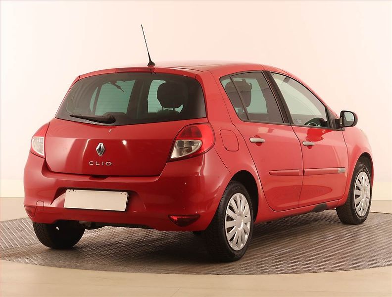 Renault Clio (2010) 1.2, Serv.kniha, Klima - fotka 5 z 14