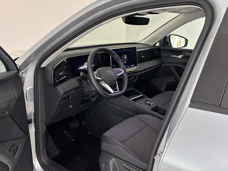 Volkswagen Tiguan People DSG - fotka 6 z 31