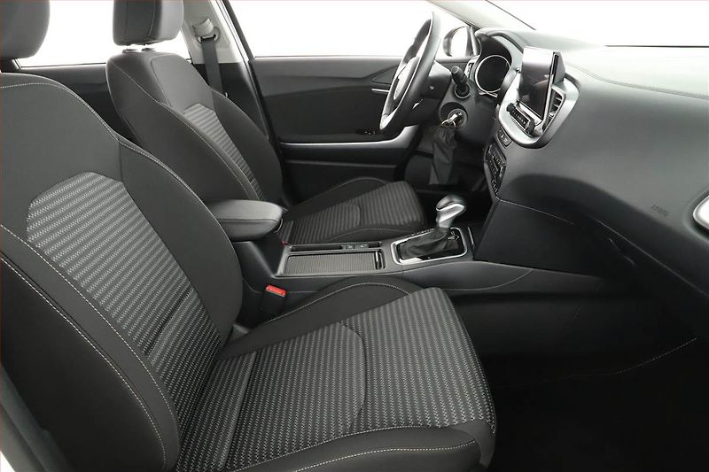 Kia Ceed (2024) Top 1.5 T-GDI - fotka 7 z 16