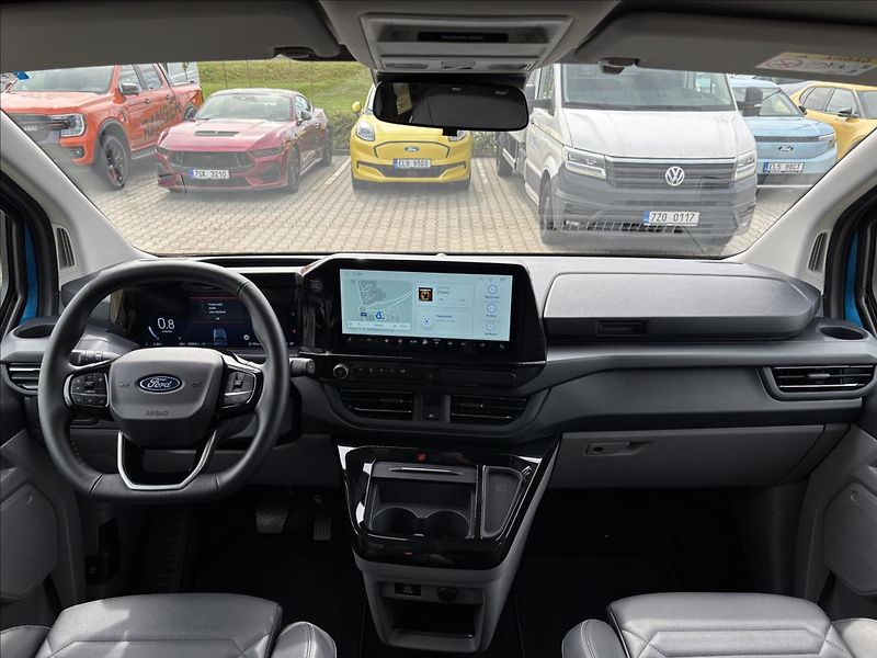 Ford Tourneo Custom 2,0 EcoBlue 125kW Titanium X - fotka 22 z 59