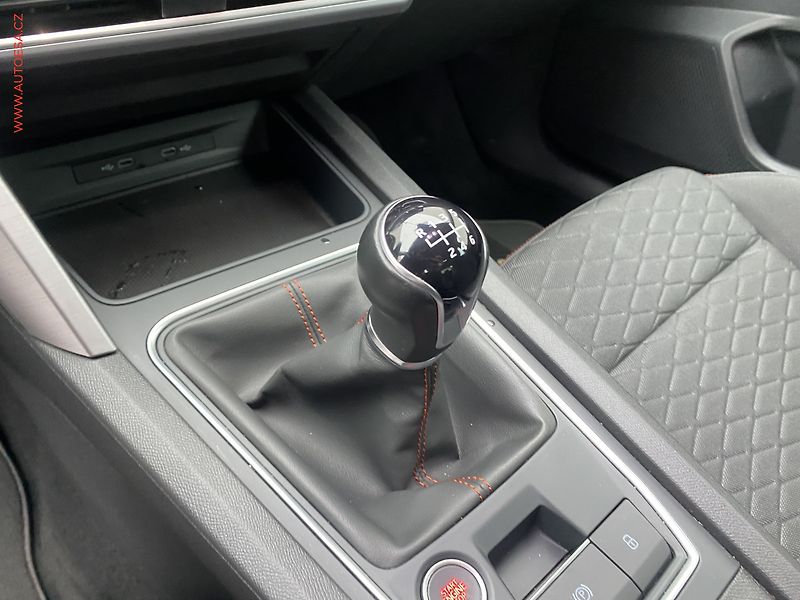 Seat Leon (2021) 1.5 TSi, ČR, FR - fotka 16 z 19