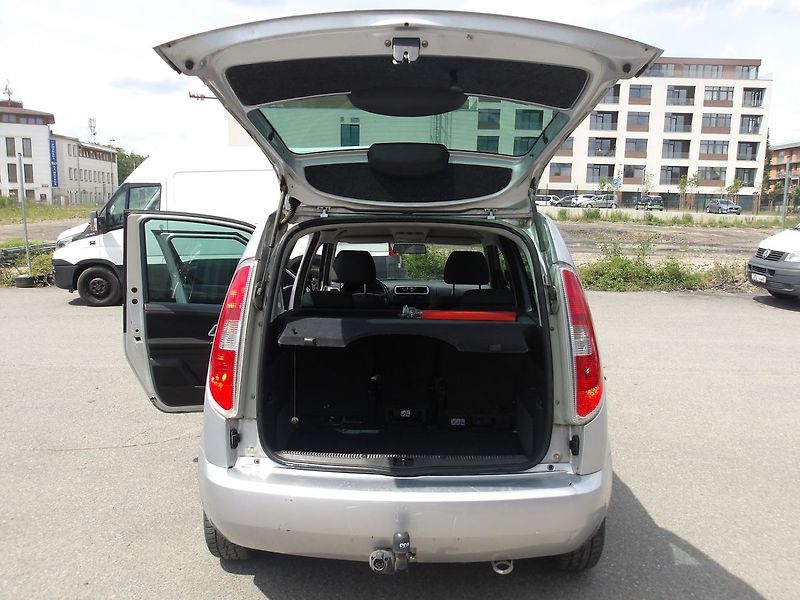 Škoda Roomster 1,6i AUTOMAT !!! - fotka 16 z 28