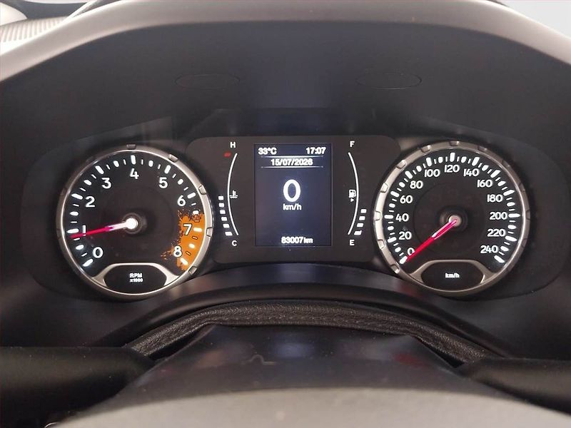 Jeep Renegade (2015) 1.6 E-torQ, ČR,1.maj - fotka 11 z 19