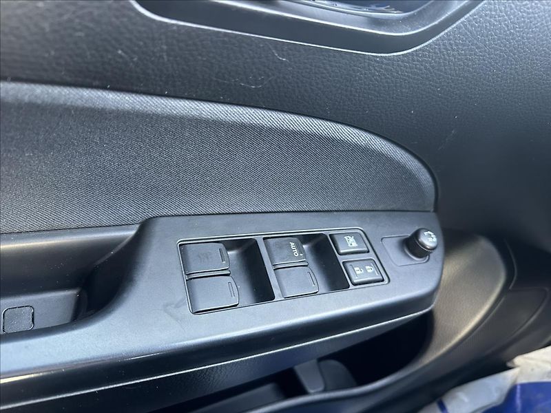 Suzuki Swift 1,2 4x4 - fotka 18 z 19