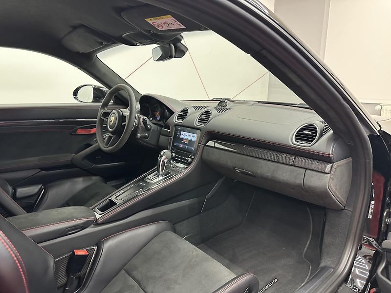 Porsche 718 (2023) Cayman GT4 Facelift*BOSE*LED - fotka 10 z 13