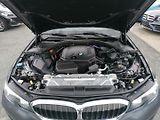 BMW Řada 3 (2021) 2.0 318D A/T Kůže - náhled 32