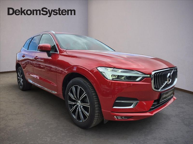 Volvo XC60 2,0 B5 AWD benzin Inscription - fotka 2 z 17