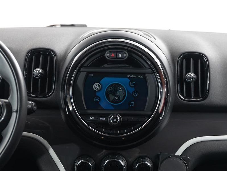 Mini Countryman Cooper S - fotka 14 z 22