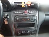 Mercedes-Benz Třídy C (2002) 270CDI - náhled 12