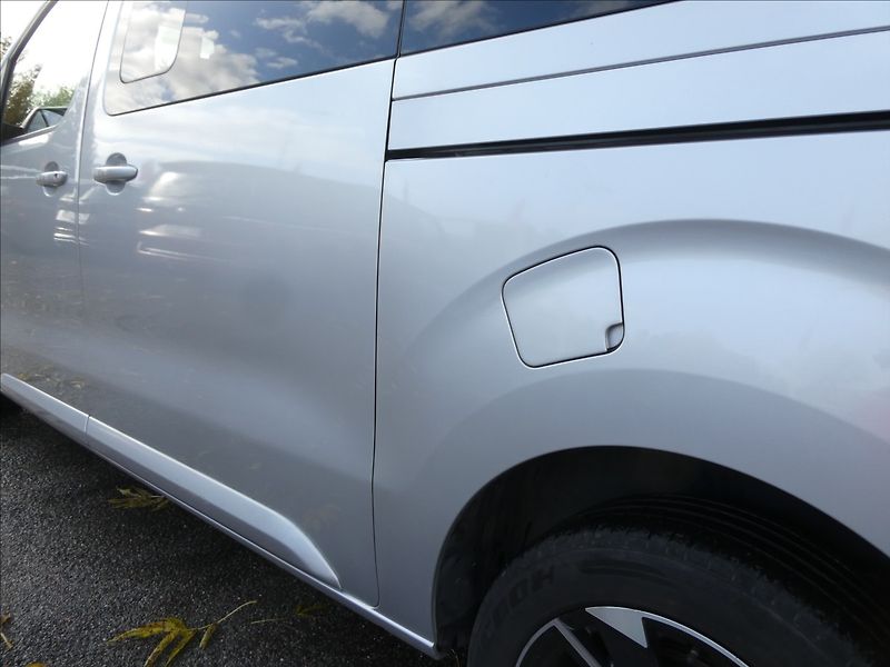 Citroën Jumpy 2,0 HDi 110kW závěs, 2x kola - fotka 16 z 40