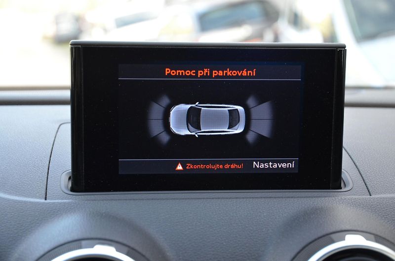 Audi A3 (2015) 1.4 TFSi 92kW AT / 69tkm 1.MAJ - fotka 26 z 38