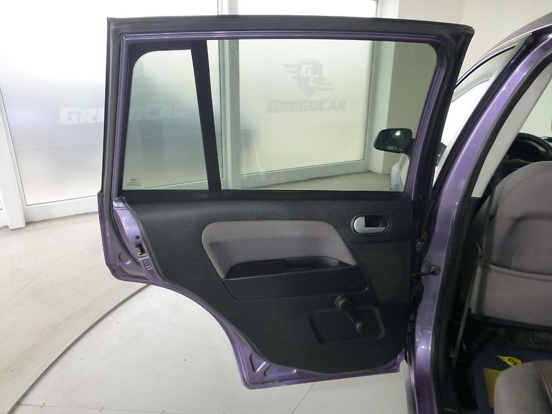 Ford Fusion (2007) 1,4i**KLIMATIZACE*** - fotka 12 z 22