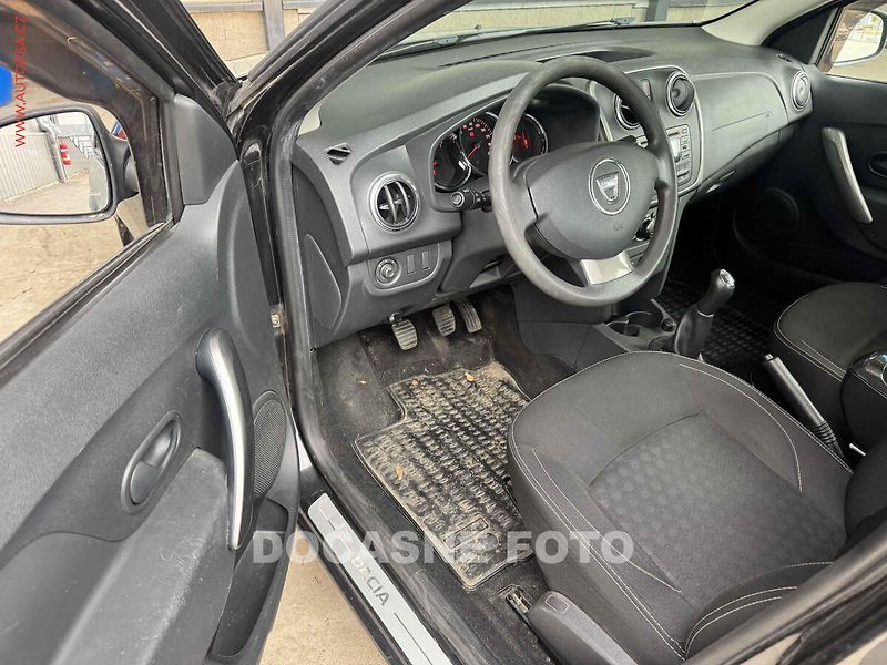 Dacia Logan (2016) 1.2 16V, ČR, AC, tažné - fotka 3 z 3