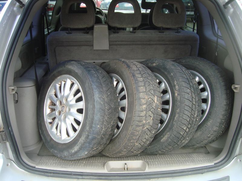 Chrysler Voyager (2002) 2,5CRD - fotka 6 z 14