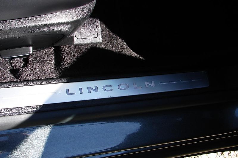Lincoln MKZ 3.0 V6 TT 406PS AWD Kůže-ZADÁN - fotka 13 z 58