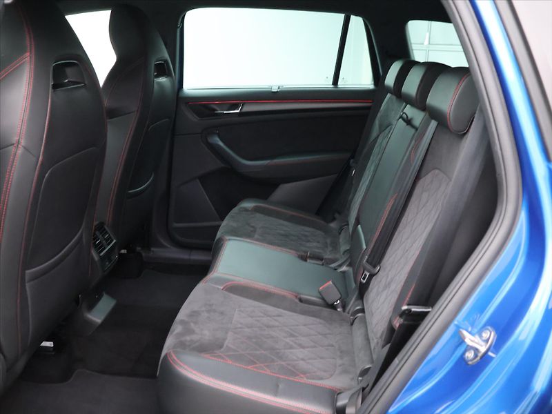 Škoda Kodiaq RS 2,0 TDI DSG 4x4 Webasto 1.M - fotka 15 z 39