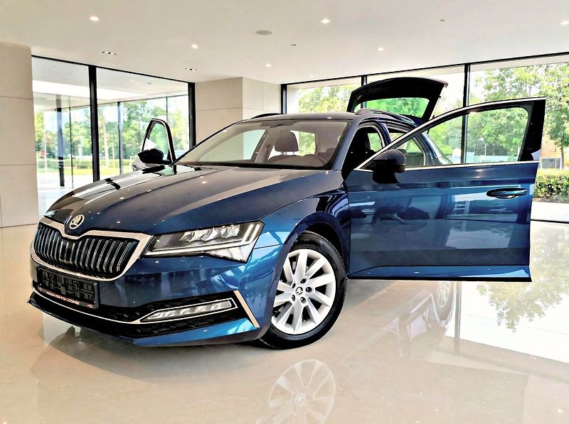 Škoda Superb (2021) IV 1.4 TSi PHEV 160kW - fotka 1 z 36