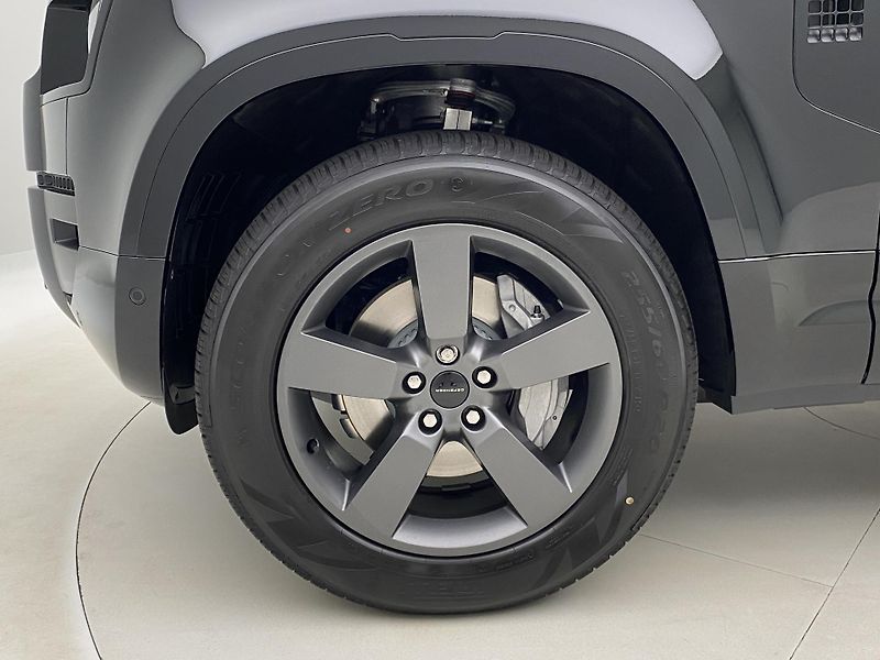 Land Rover Defender (2026) D350 X-DYNAMIC HSE AWD AUT - fotka 18 z 56