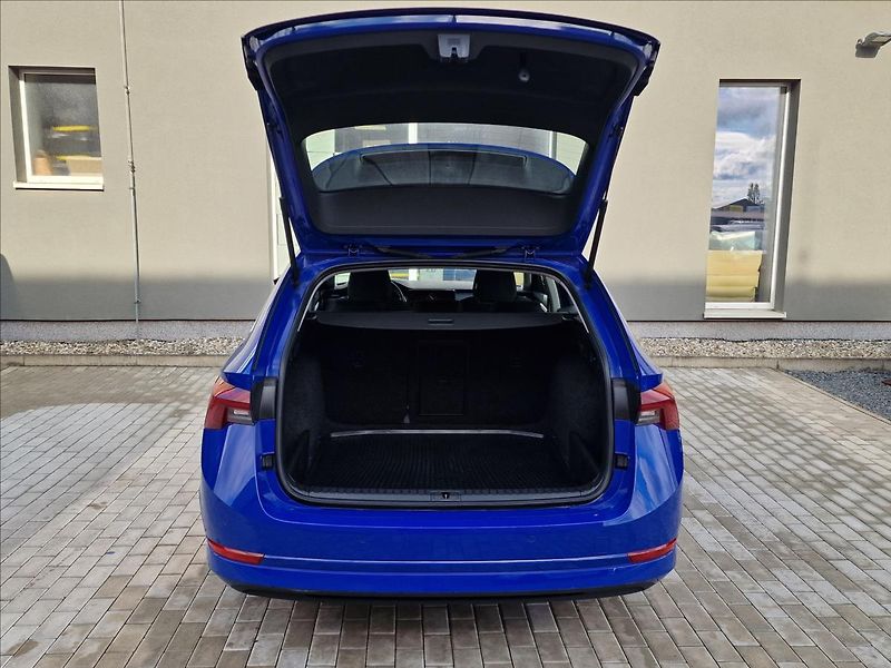 Škoda Octavia 2.0 TDI Style Combi,ČR,1.Maj. - fotka 41 z 49