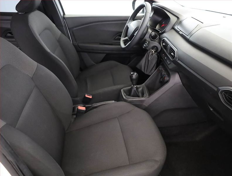 Dacia Jogger (2024) 1.0 TCe, LPG, ČR,1.maj - fotka 7 z 15