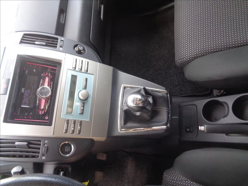 Toyota Corolla 2,2 - fotka 15 z 15