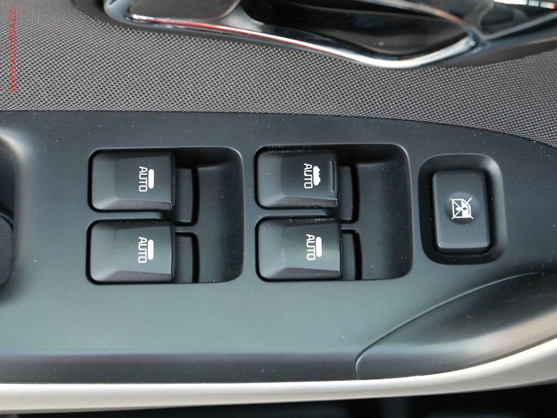 Kia Ceed (2016) 1.4 i, 2.maj,ČR, servis - fotka 11 z 15