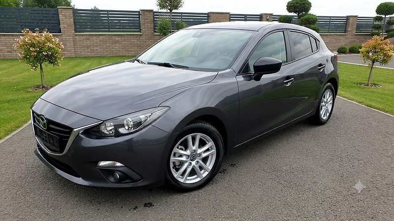 Mazda 3 1.5 74kw krásná 1. majitel - fotka 27 z 30