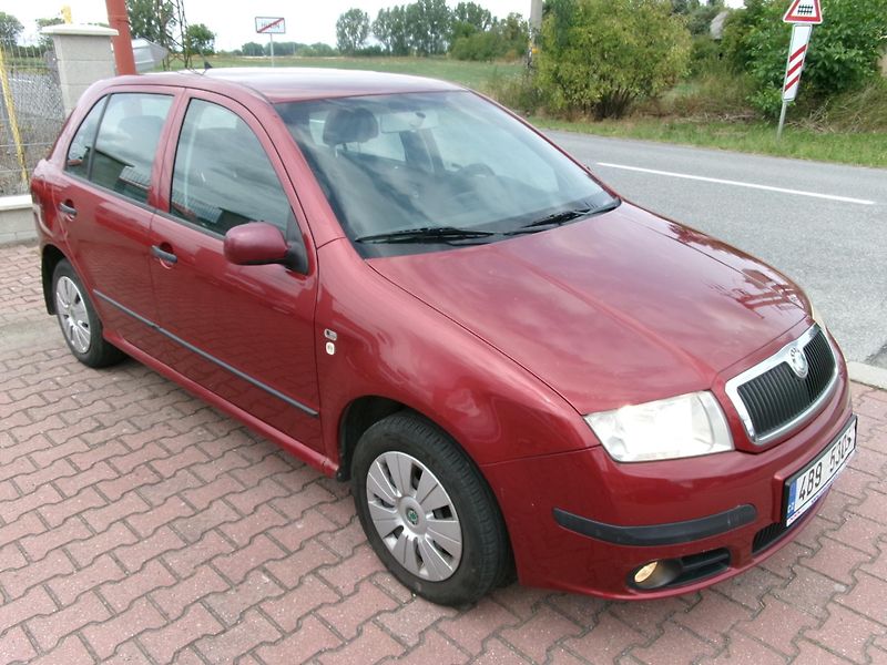 Škoda Fabia (2007) 1,2HTP KLIMA TAŽNÉ ČR - fotka 9 z 24