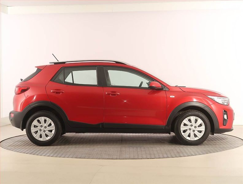 Kia Stonic (2020) 1.25 CVVT, Serv.kniha - fotka 6 z 17