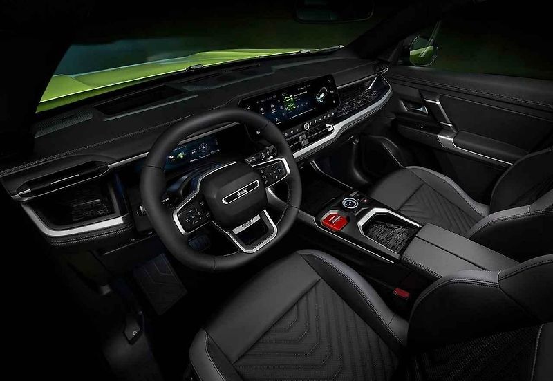 Předprodukční exemplář nové generace Jeepu Compass dorazil do Česka.