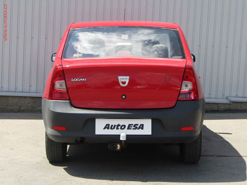 Dacia Logan (2011) 1.2i, 1.maj,ČR, TZ, servis - fotka 5 z 13