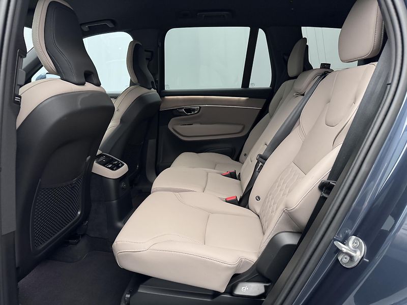 Volvo XC90 T8 AWD RECHARGE BRIGHT PLUS CZ - fotka 6 z 48