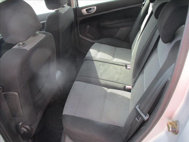 Peugeot 307 1,4 D,aut.klima,serv.kniha, - fotka 11 z 23