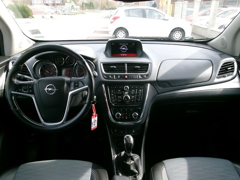 Opel Mokka (2015) 1,6CDTi NAVI 4x4 TEMP BT - fotka 13 z 28