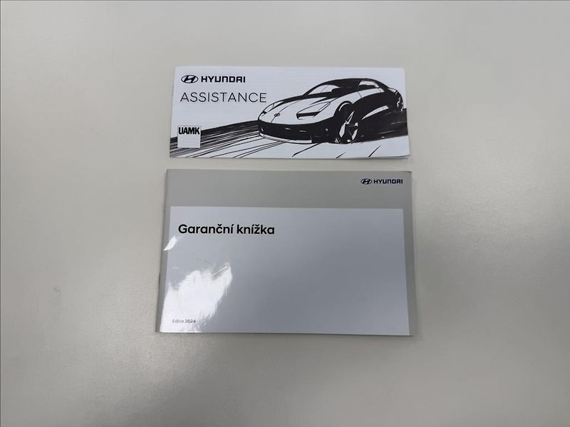 Hyundai Kona Power 65kWh  Style Premium - fotka 26 z 29