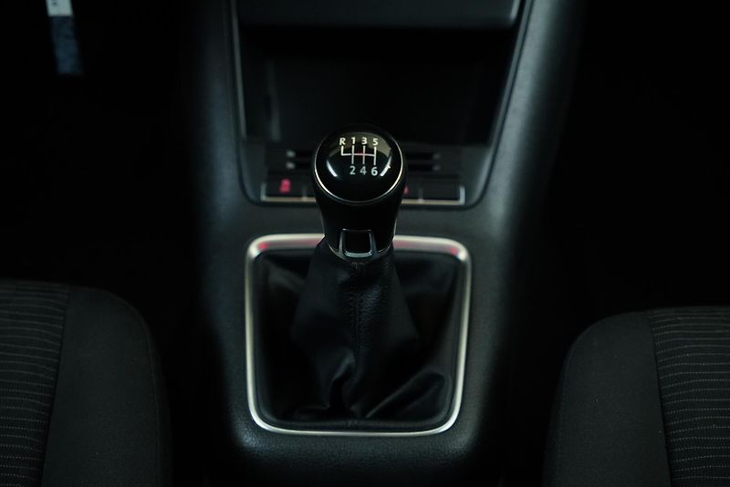 Volkswagen Tiguan - fotka 21 z 25