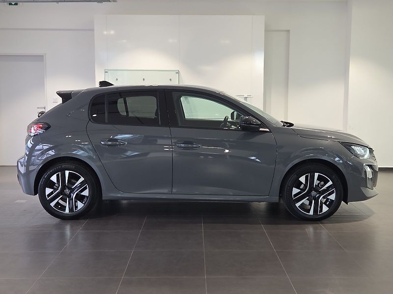 Peugeot 208 (2025) ALLURE Hybrid 100 e-DCS6 - fotka 4 z 16