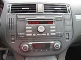 Ford C-MAX (2008) 1.6TDCi, ČR, autoAC - náhled 12