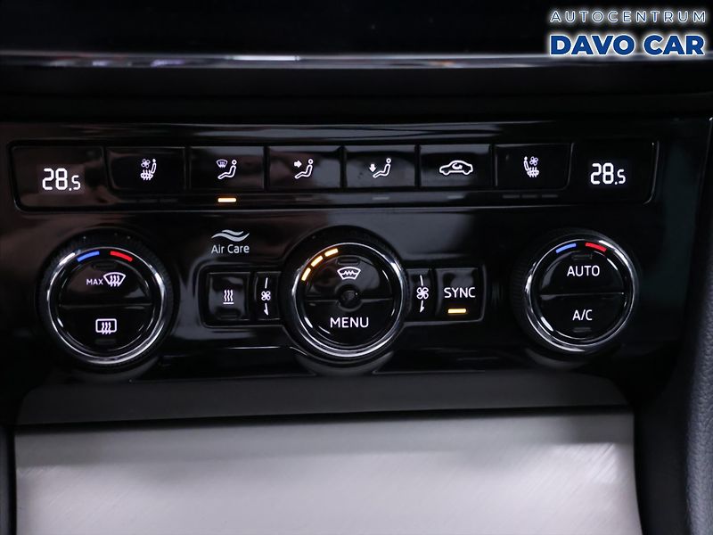 Škoda Superb 2,0 TDI 147kW 4x4 L&K DSG DPH - fotka 32 z 46