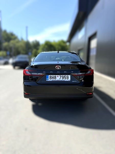Toyota Camry Executive - fotka 5 z 7