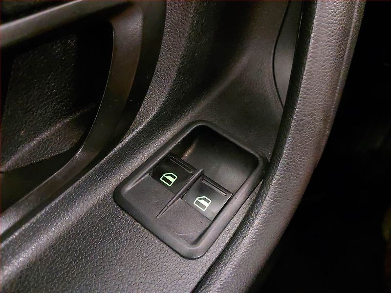 Škoda Fabia (2010) Style 1.2, po STK, dobrý stav - fotka 14 z 15