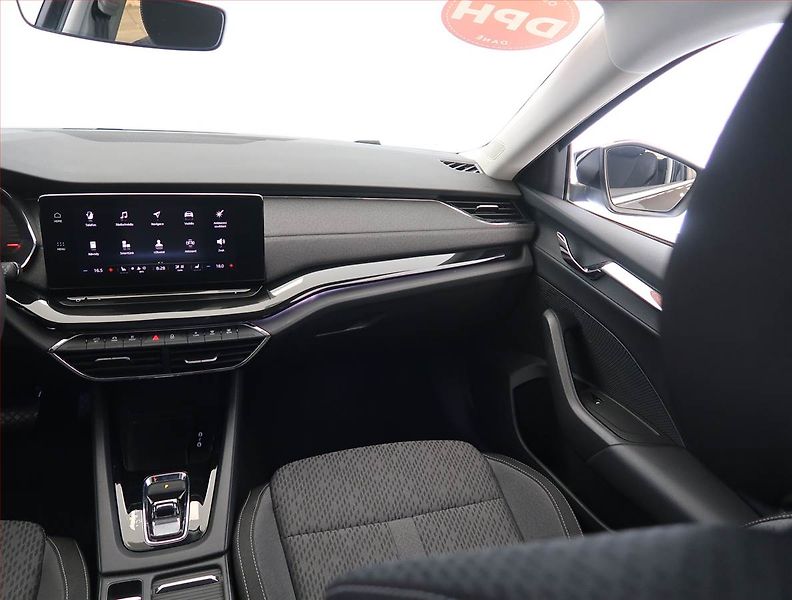 Škoda Octavia (2022) 2.0 TDI - fotka 8 z 28