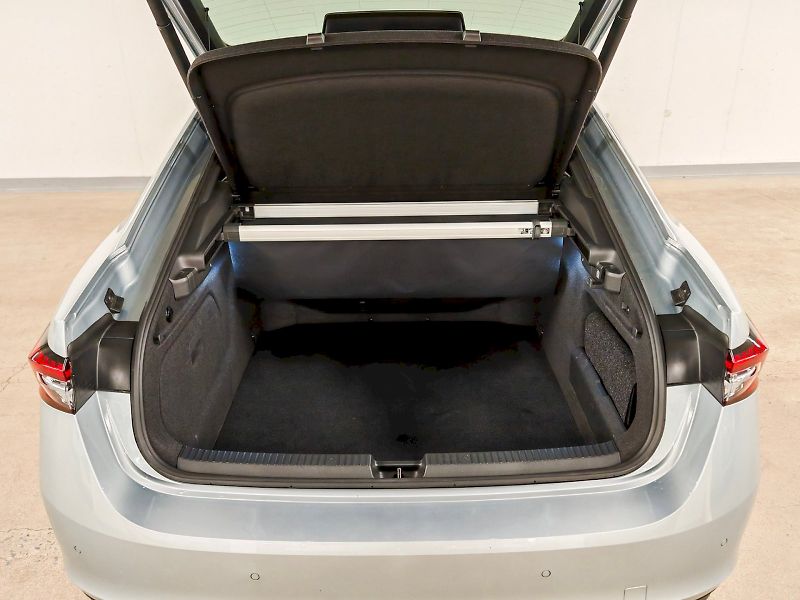 Škoda Superb (2025) 2.0 TDI 142 kW DSG 4x4 Sportli - fotka 31 z 34