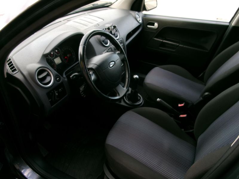 Ford Fusion (2006) 1,4 16V AUTOKLIMA rozvody - fotka 10 z 25