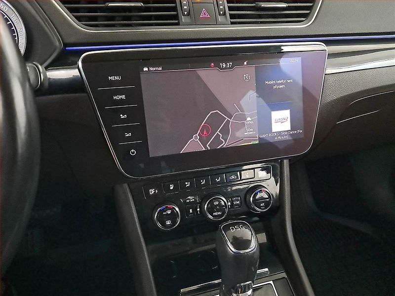 Škoda Superb (2018) Laurin&Klement 2.0 TSI - fotka 12 z 16