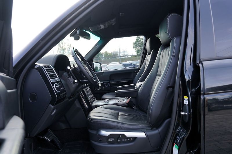 Land Rover Range Rover 4.4 SDV8 Autobiography/4x4/ČR - fotka 19 z 46