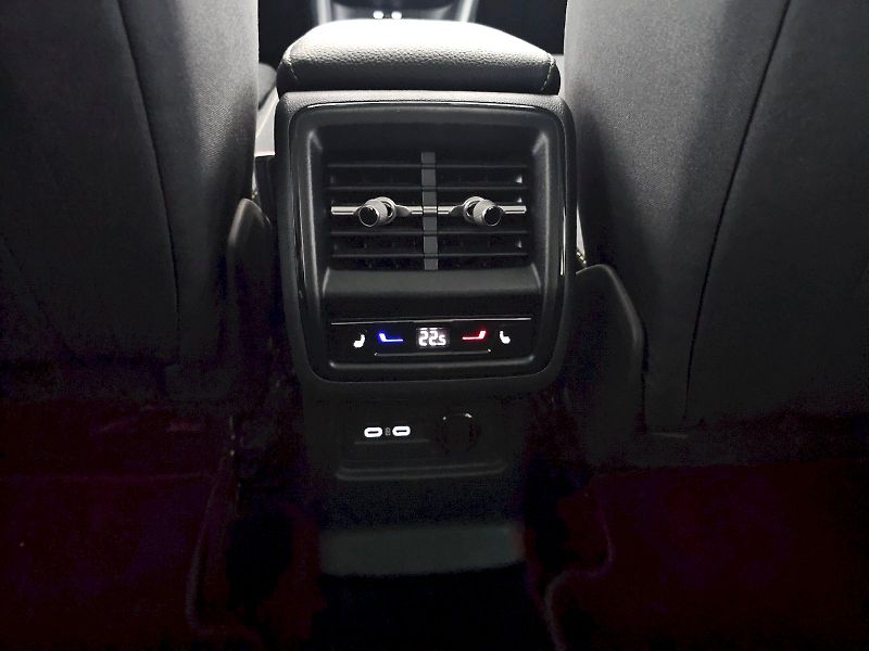 Škoda Kodiaq (2025) 2,0 TSI 150KW 4X4 SELECTION 7S - fotka 28 z 30