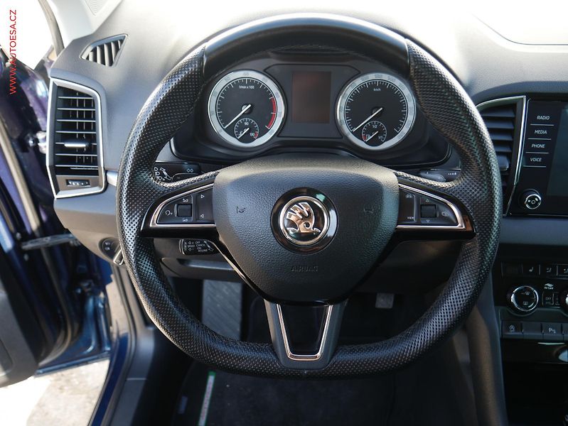 Škoda Karoq (2019) 1.5 TSi, DSG, LED, navi - fotka 15 z 19
