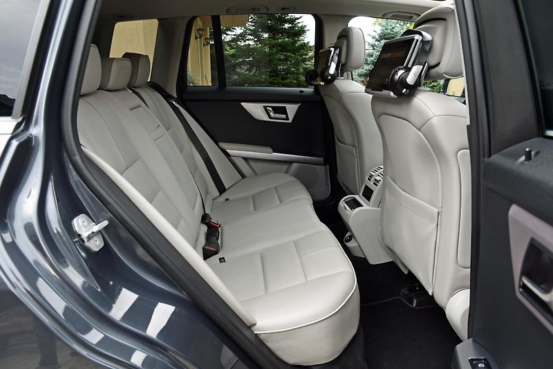 Mercedes-Benz GLK 320 CDi 4MATIC,PANOR,XENON,NAV - fotka 42 z 50